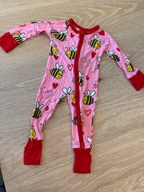 Little Sleepies Bumblebee Hearts Valentine Zippy | Pink & Red